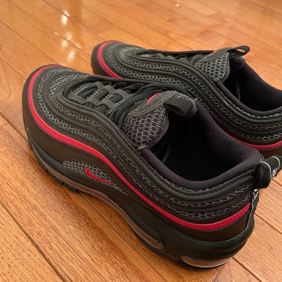 Women’s Nike Air Max 97- Valentine’s Day - Picture 2 of 3